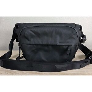 Peak Design Everyday Sling 3L Black Camera Bag Crossbody EDC Travel Tech Organiz